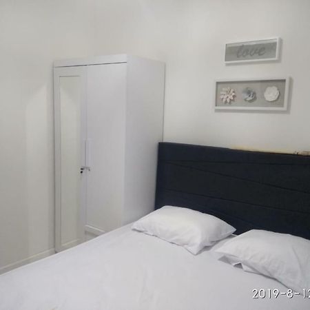 Vida View Apartement, Tower Asthon Unit 20 P Makasar Exteriér fotografie
