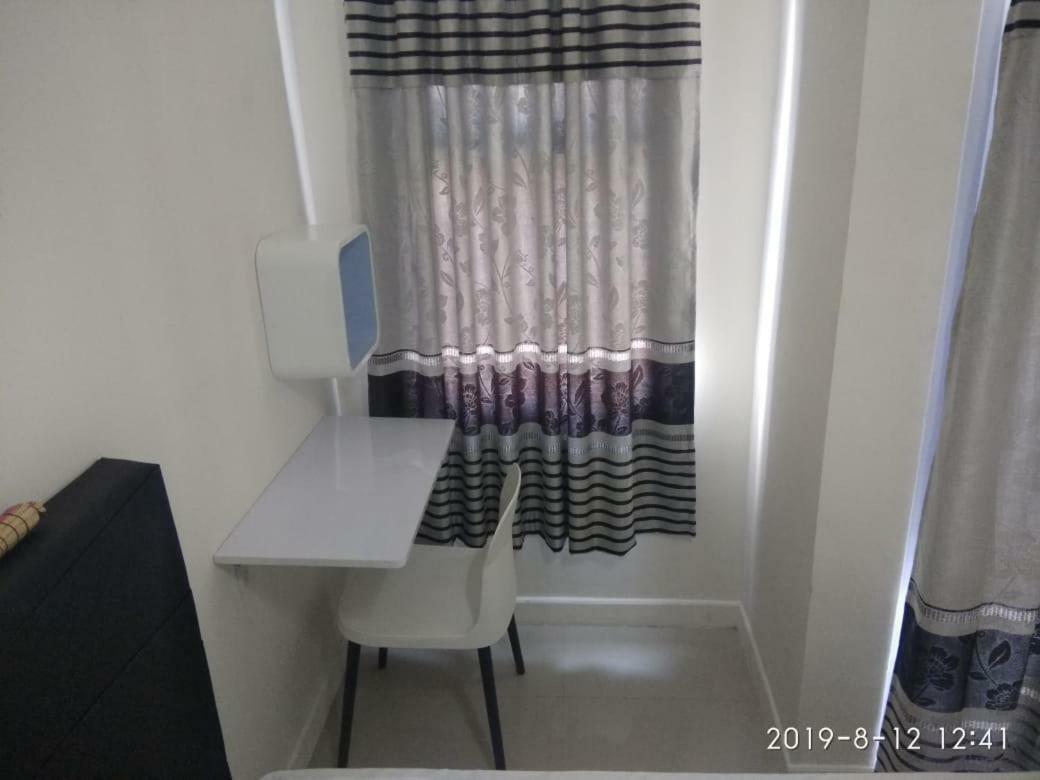 Vida View Apartement, Tower Asthon Unit 20 P Makasar Exteriér fotografie